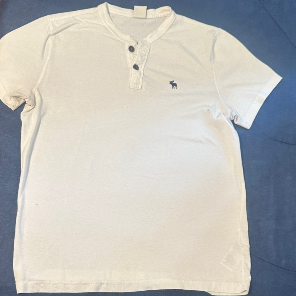 Abercrombie & Fitch White Short-Sleeve Henley with Logo